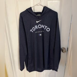 NWT lightweight men’s Toronto Blue Jays hoodie shirt